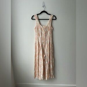 Katie’s Australian floral jumper milkmaid chest